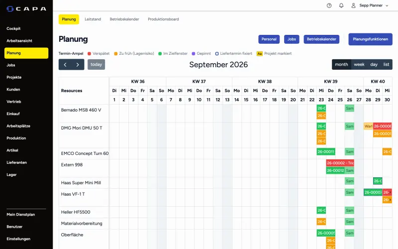 Smart CAPA Plantafel: Maschinenbelegung im September 2026, Aufträge je Maschine farbig nach Termin-Ampel